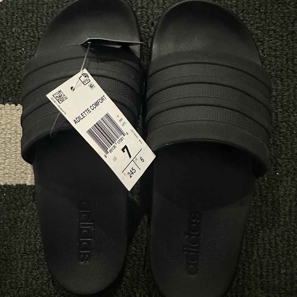 Adidas adilette comfort slides Sandals black
